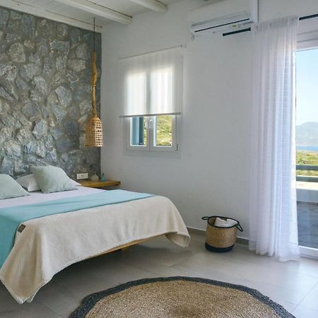 Hawk Stone Apartment Adamantas  Exterior photo