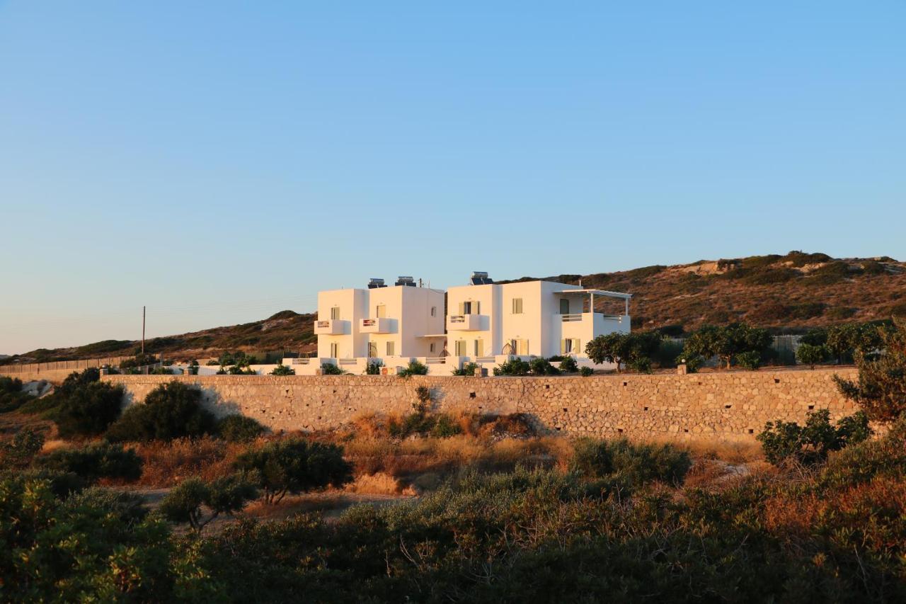 Hawk Stone Apartment Adamantas  Exterior photo